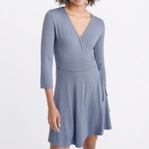 Abercrombie & Fitch wrap dress